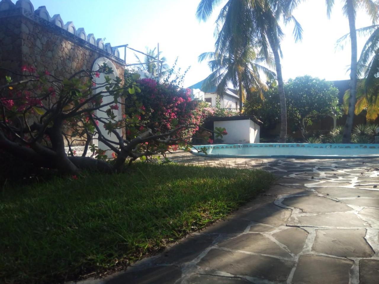 Pashmina House Bed and Breakfast Watamu Εξωτερικό φωτογραφία